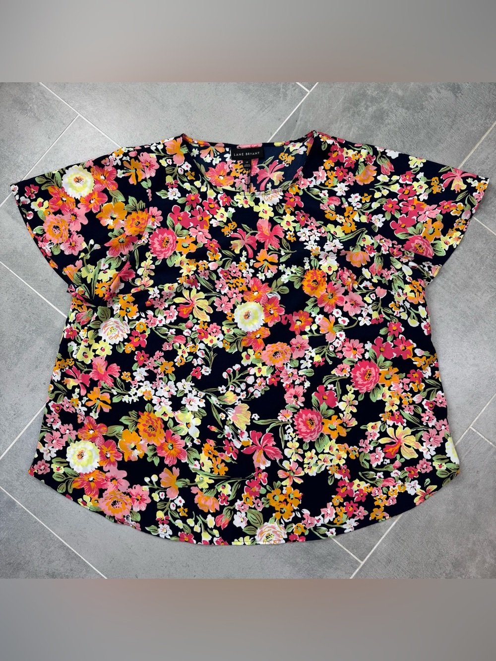 Lane Bryant Navy Floral Print Short Sleeve Blouse Size 18